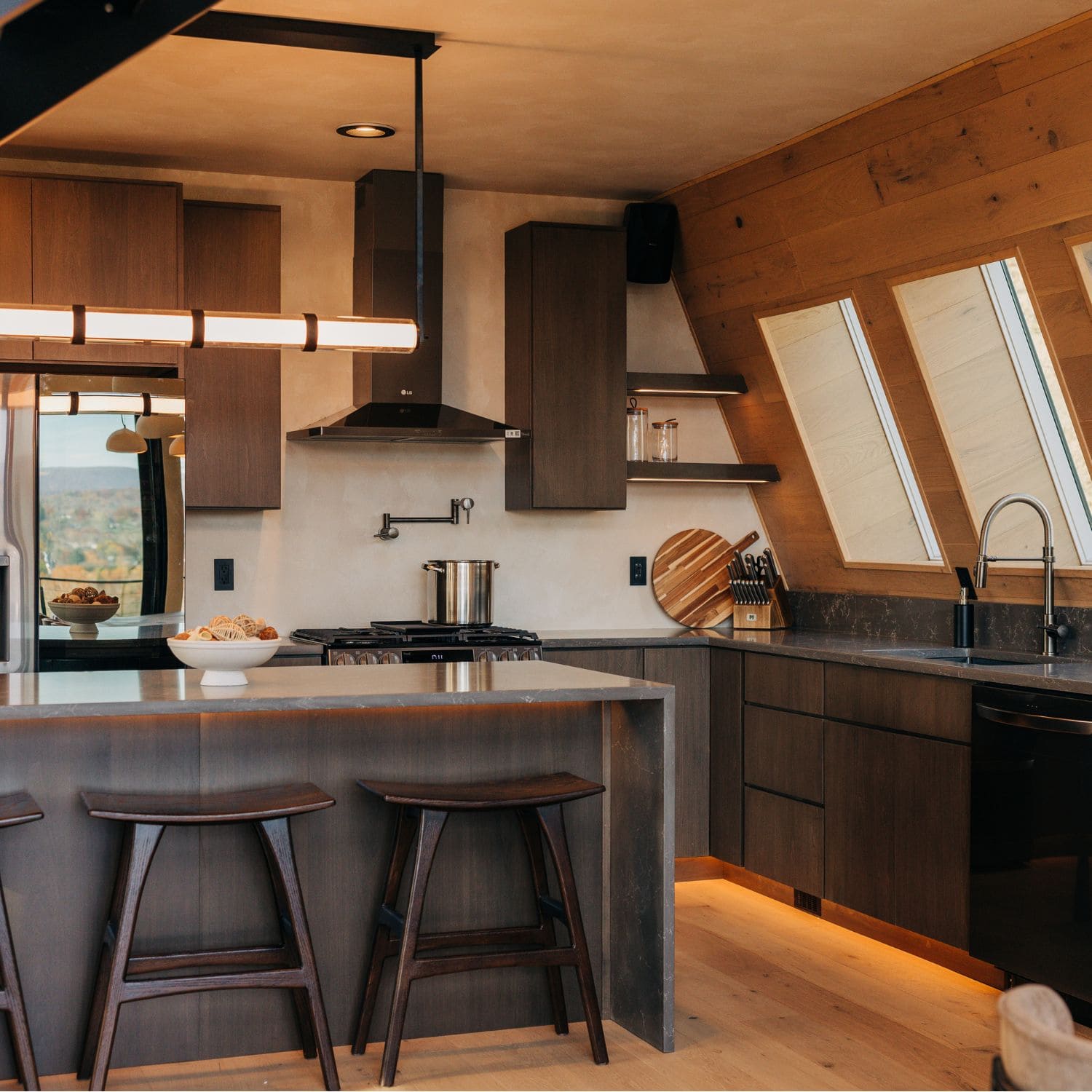 Package I interior preview